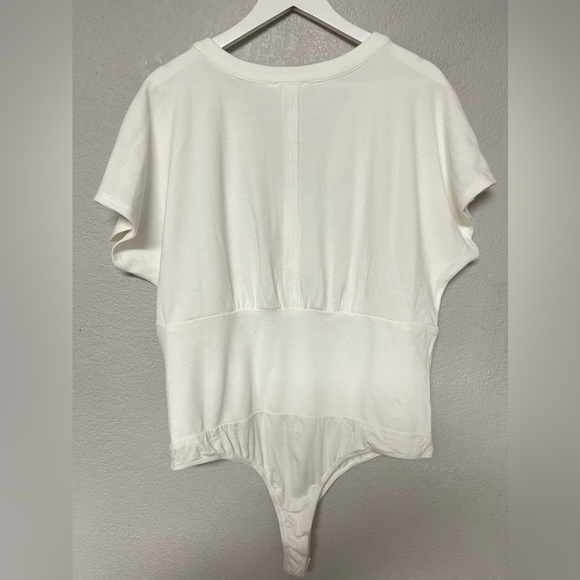 Heyson Flatter‎ Me V Neck Bodysuit in White Size XXL - Picture 4 of 8